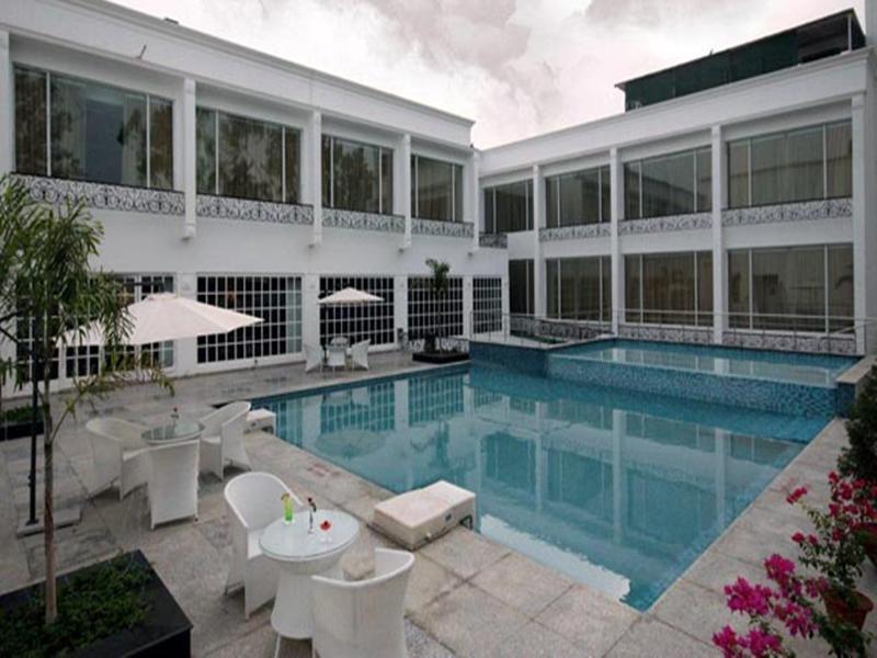 Country Inn & Suites By Radisson, Delhi Satbari New Delhi Bagian luar foto