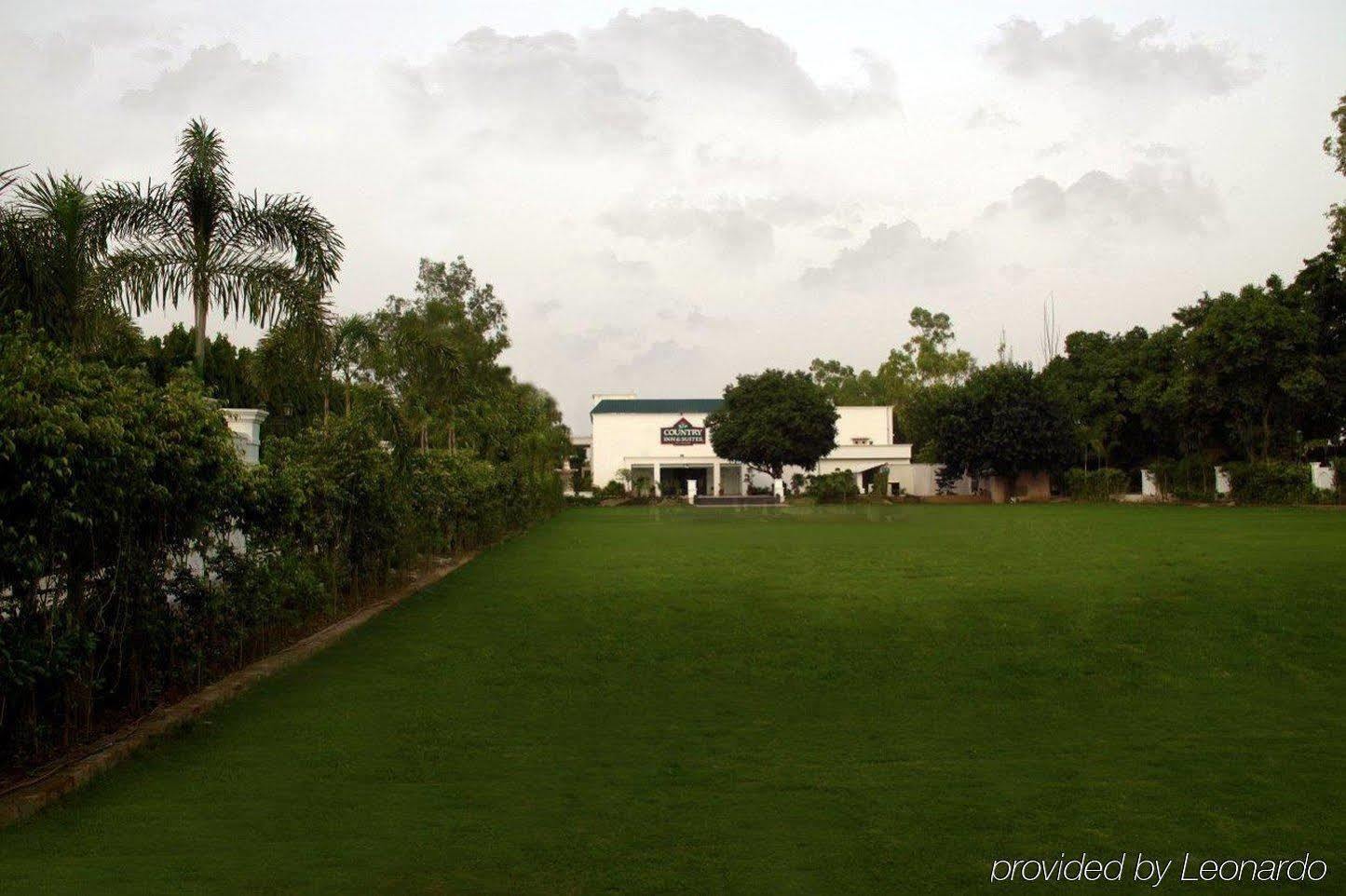 Country Inn & Suites By Radisson, Delhi Satbari New Delhi Bagian luar foto